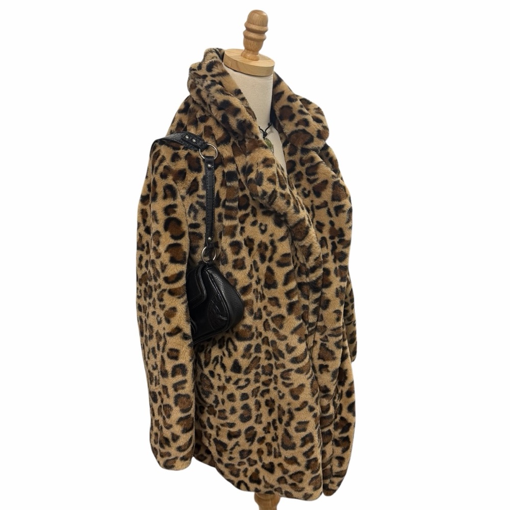 Love Tree Leopard Faux Fur Coat Oversized Mob Wife Jacket Size M NWT